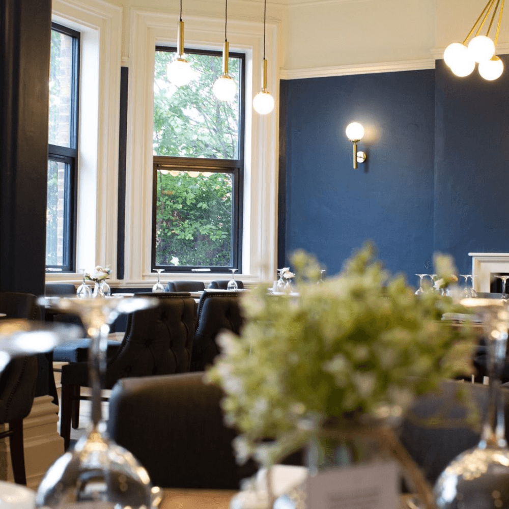 Annes restaurant resized