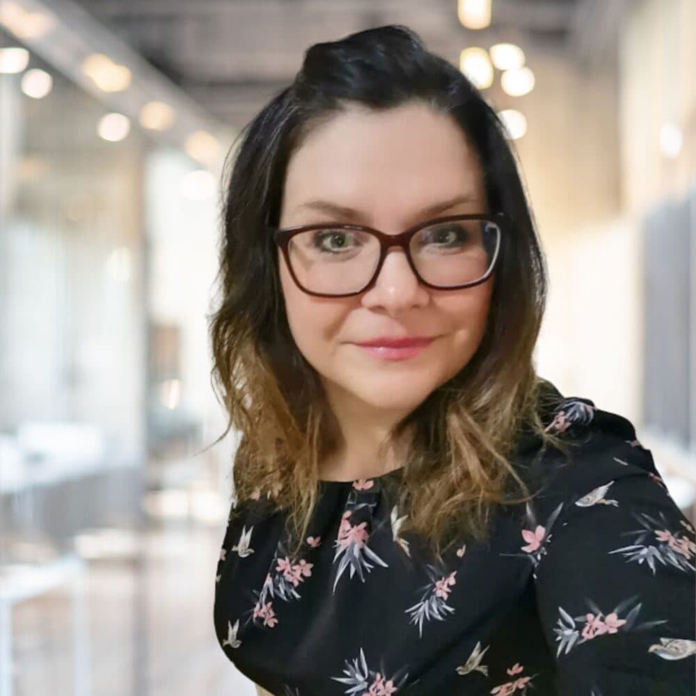 Rebecca Smith headshot